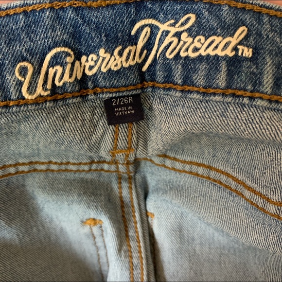 Distressed, high waisted blue jeans! - Picture 3 of 6